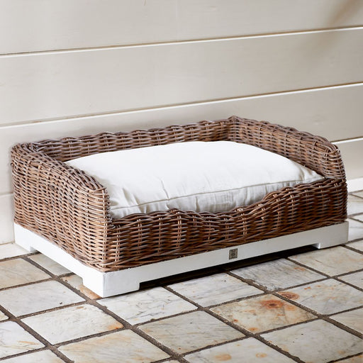 Rustic Rattan Classic Dog Basket L - Betten Ritter Living