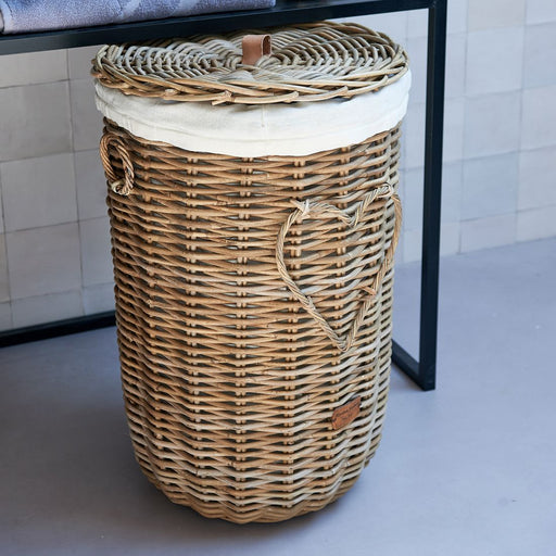 Rustic Rattan Heart Laundry Basket - Betten Ritter Living